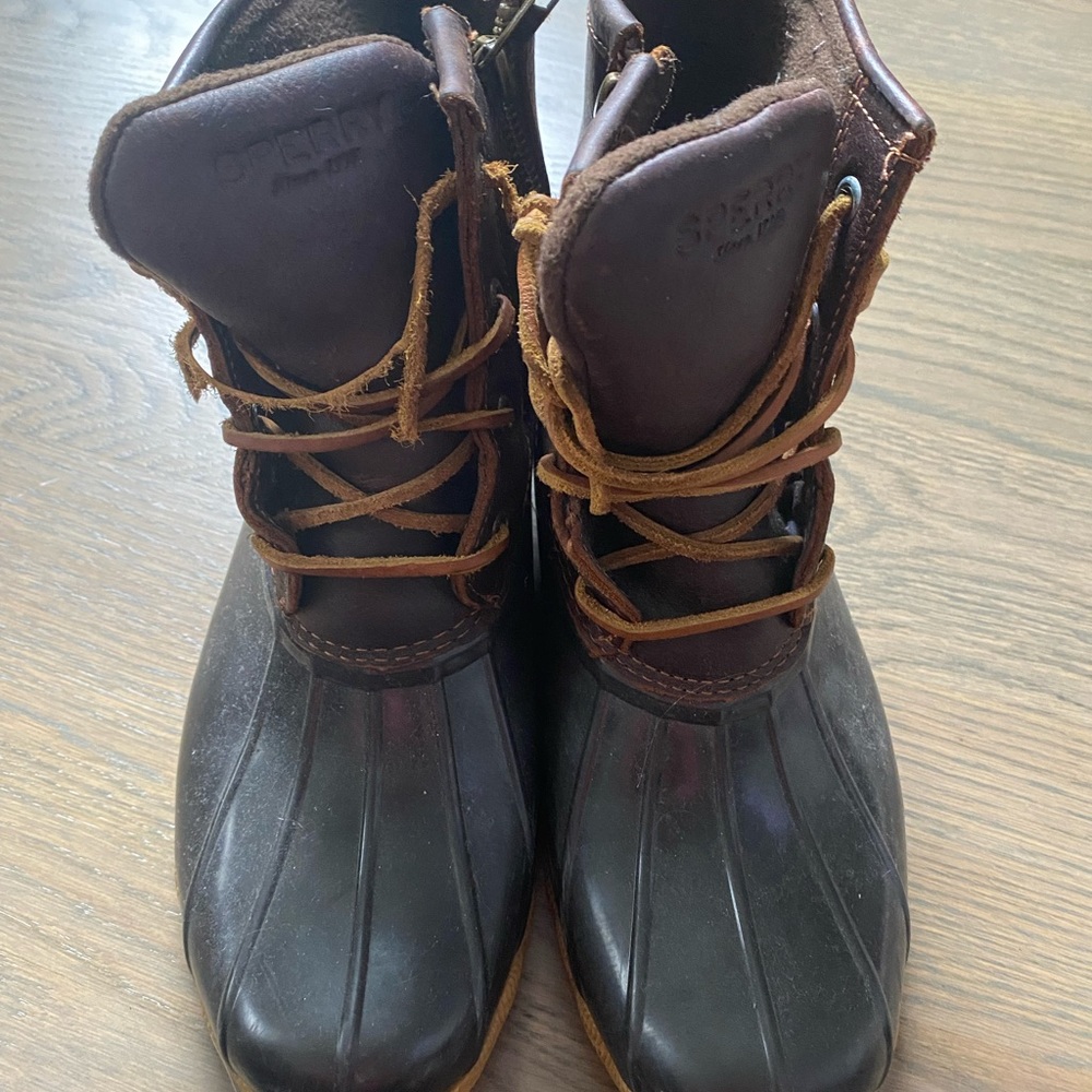 Sperry waterproof rubber boots size 8.5